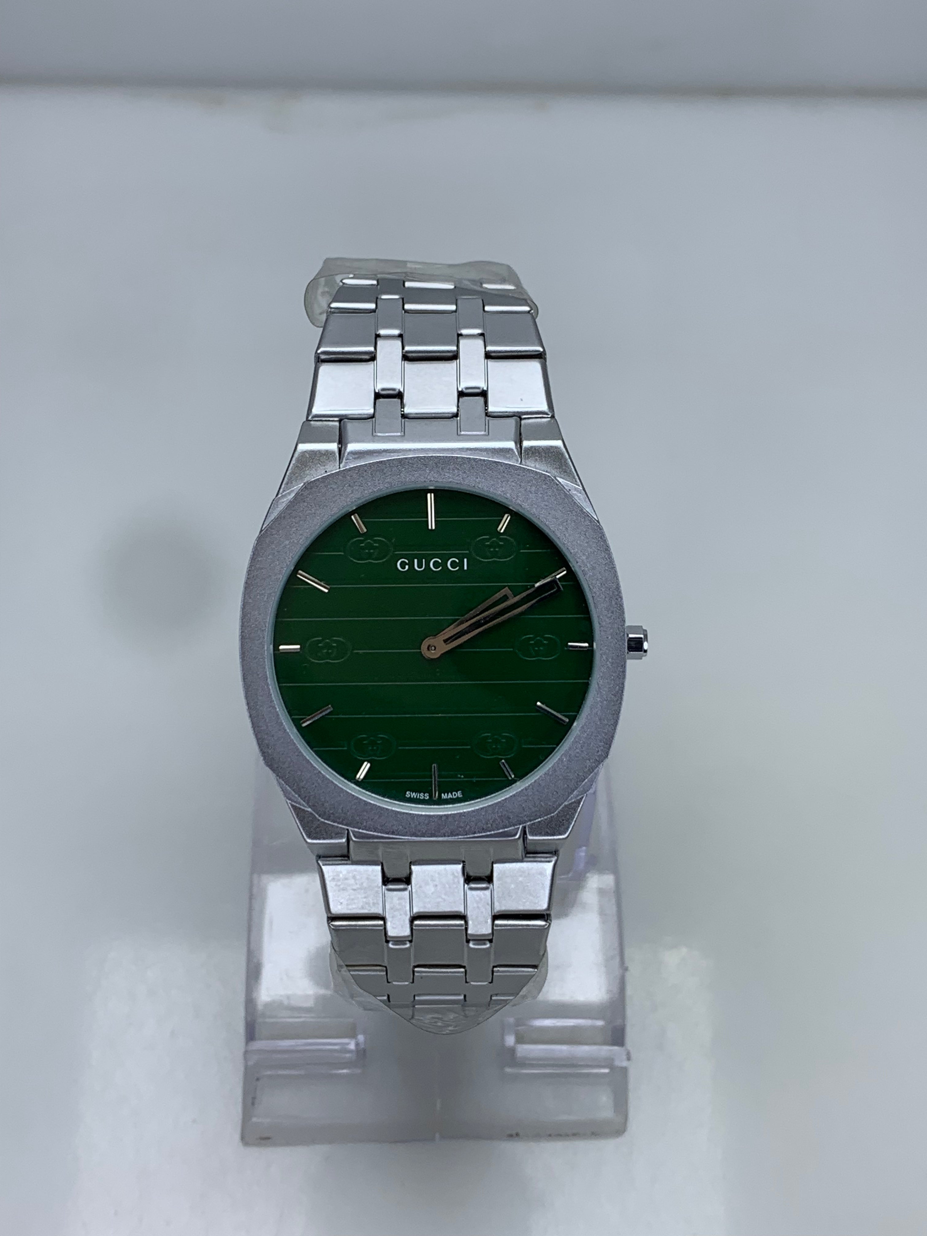 GUCCI - Silver with Green Dial