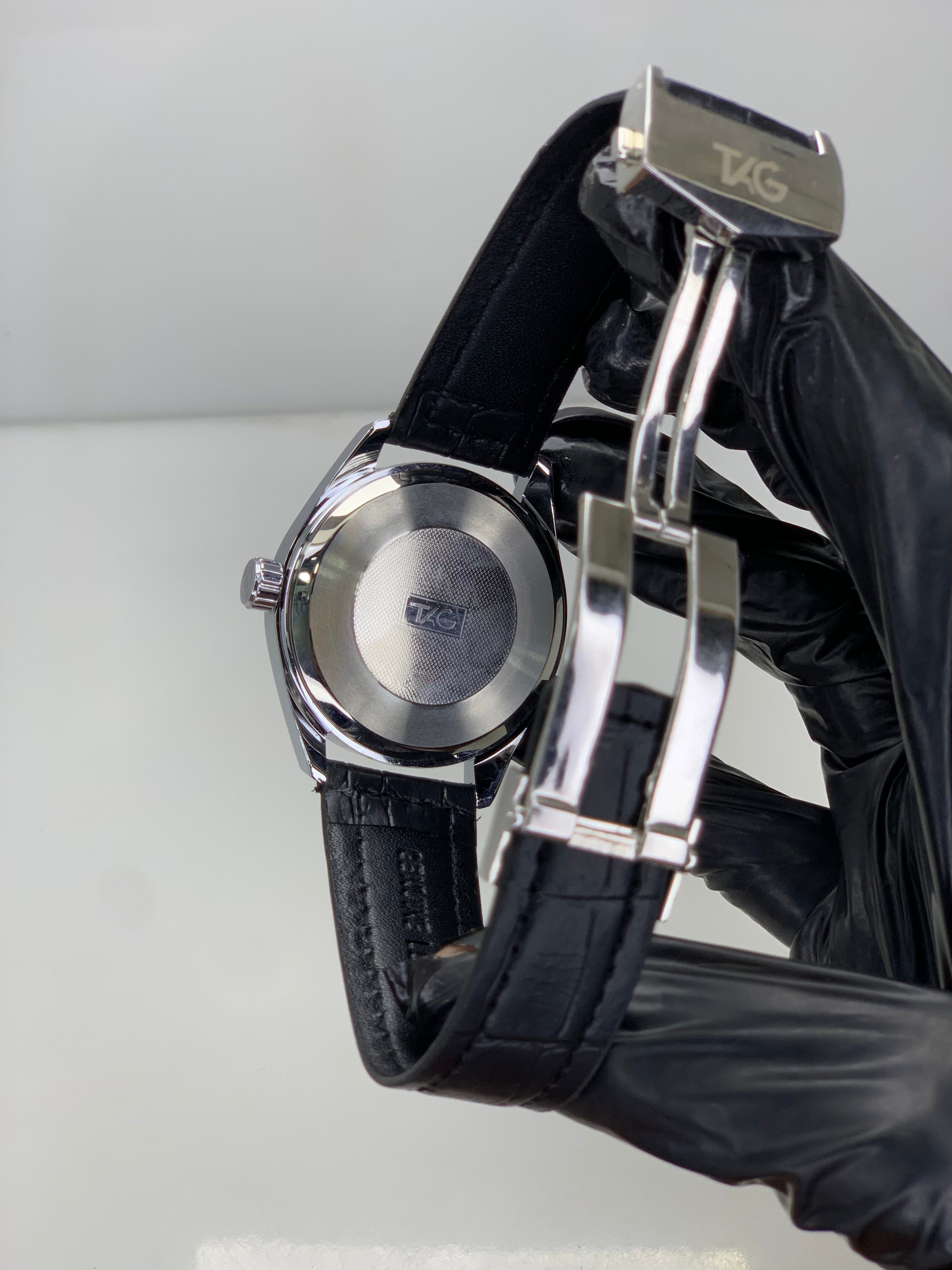 Tag Heuer – All Black